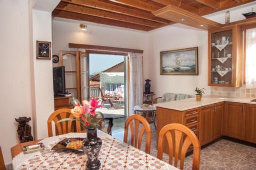 波罗斯Fernanda'S Traditional 2 Floor House别墅 外观 照片