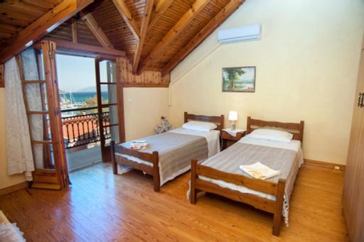 波罗斯Fernanda'S Traditional 2 Floor House别墅 外观 照片