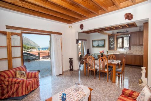 波罗斯Fernanda'S Traditional 2 Floor House别墅 外观 照片