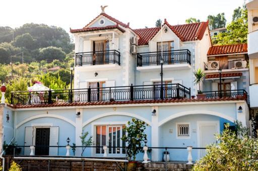 波罗斯Fernanda'S Traditional 2 Floor House别墅 外观 照片